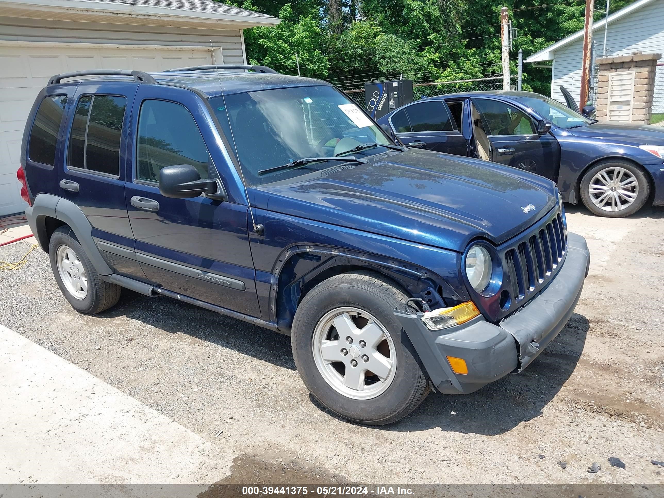 jeep liberty (north america) 2006 1j4gl48k26w197563