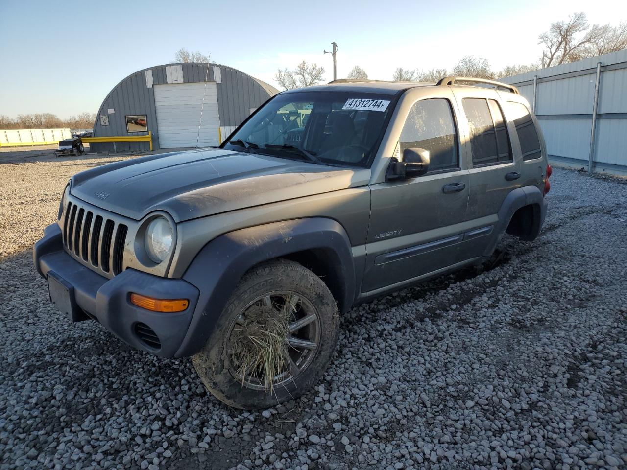 jeep liberty (north america) 2004 1j4gl48k74w318939