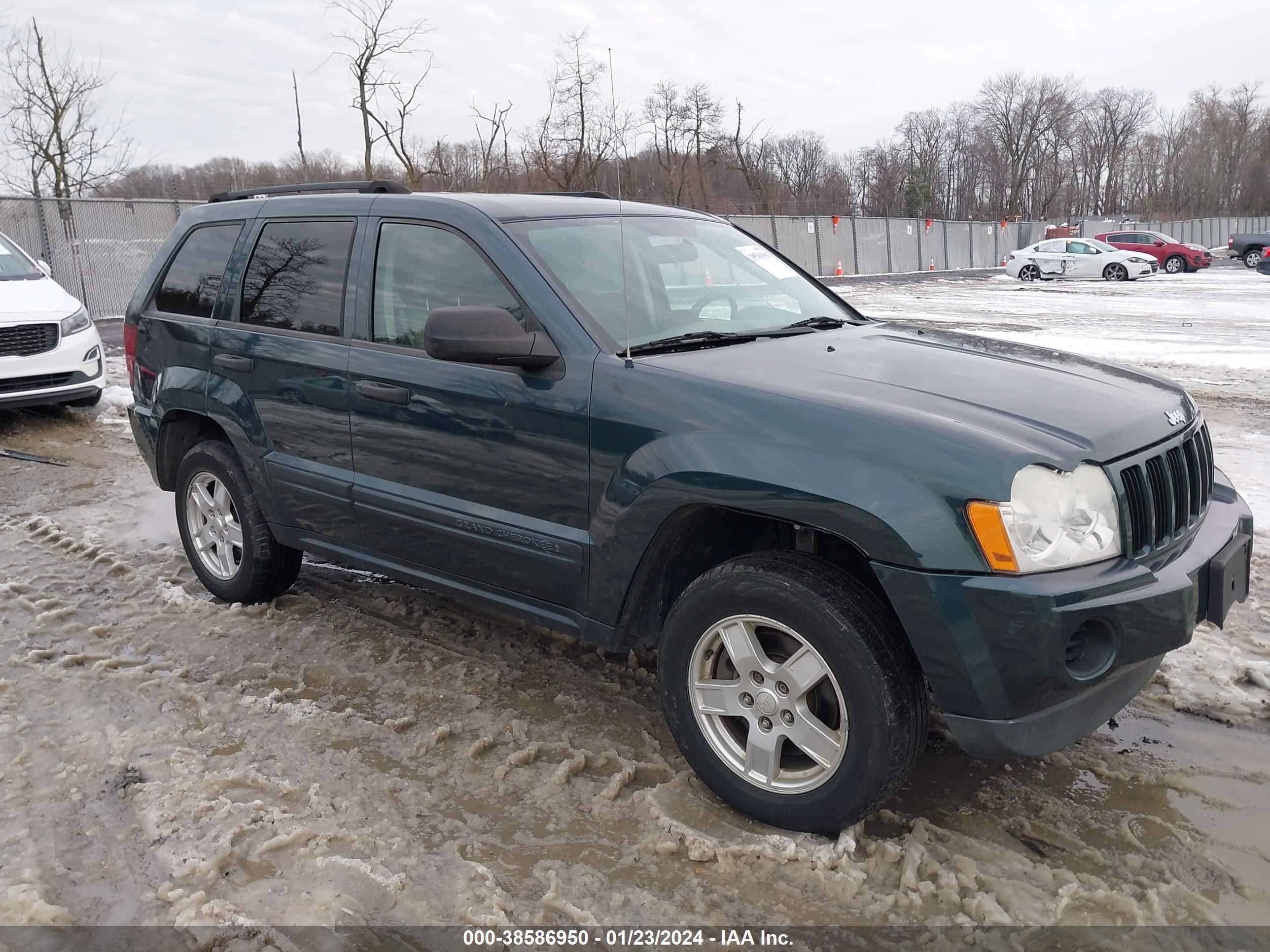 jeep grand cherokee 2005 1j4gr48k05c500936