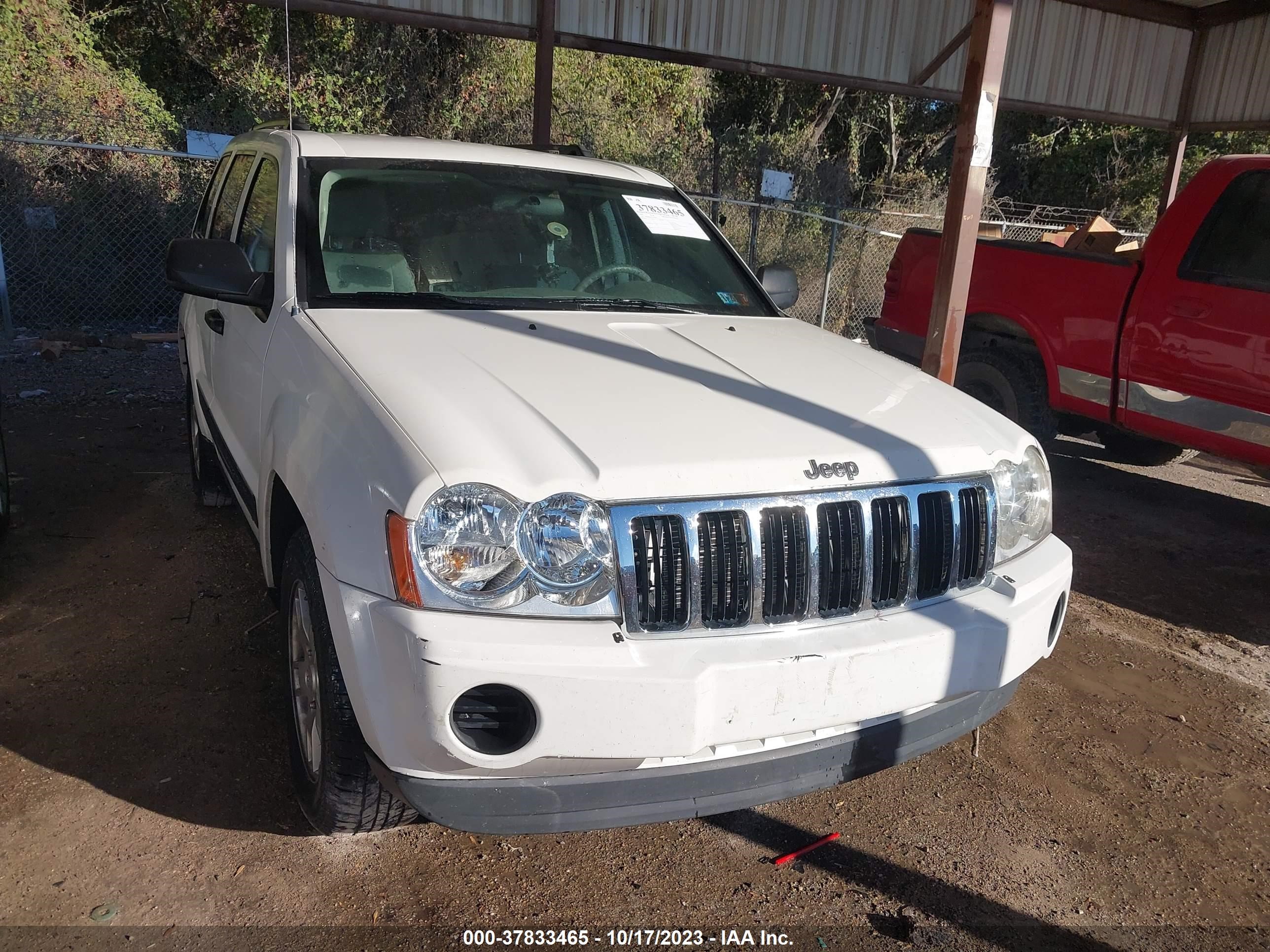 jeep grand cherokee 2005 1j4gr48k35c581687