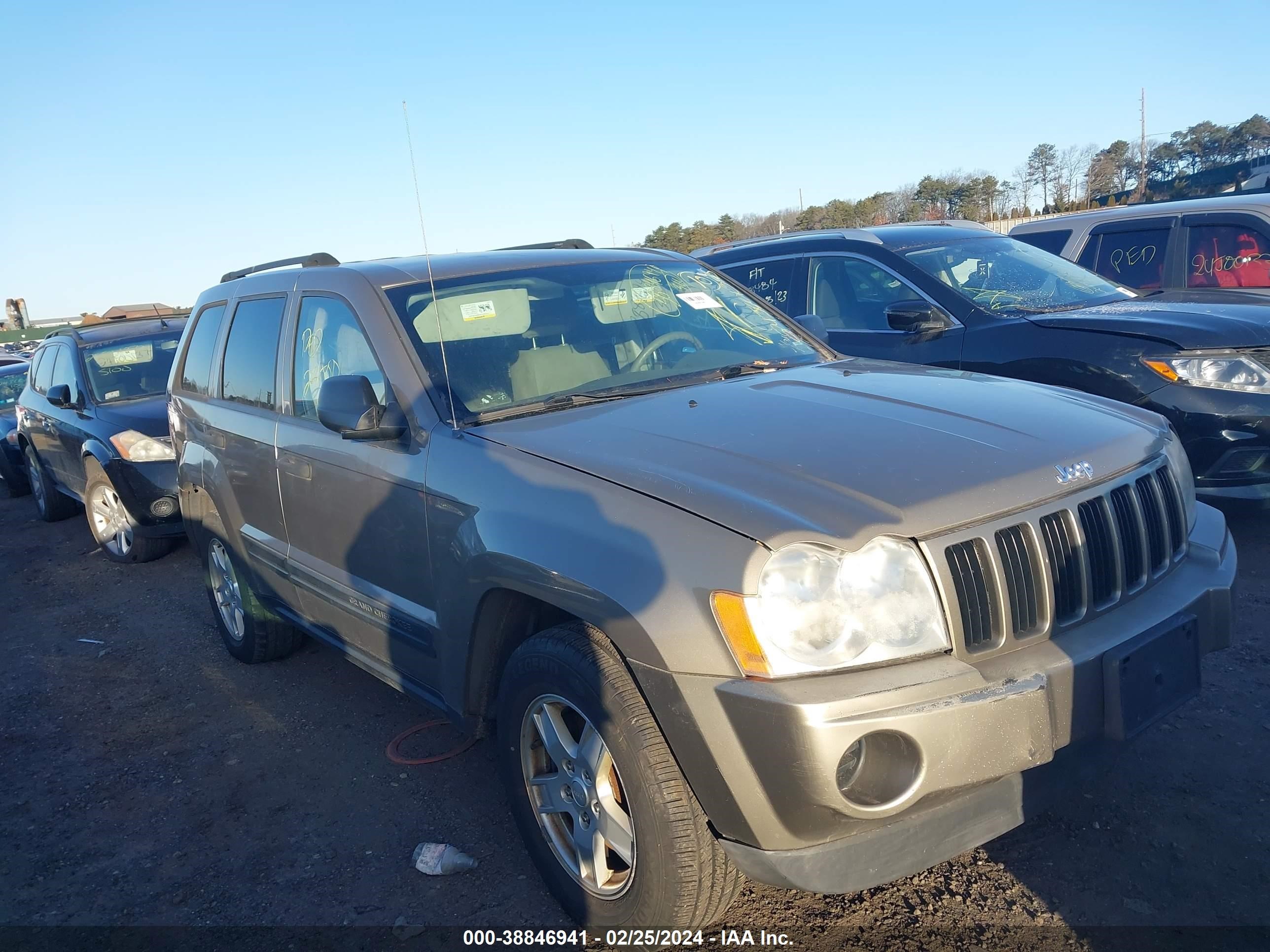 jeep grand cherokee 2005 1j4gr48k75c724902