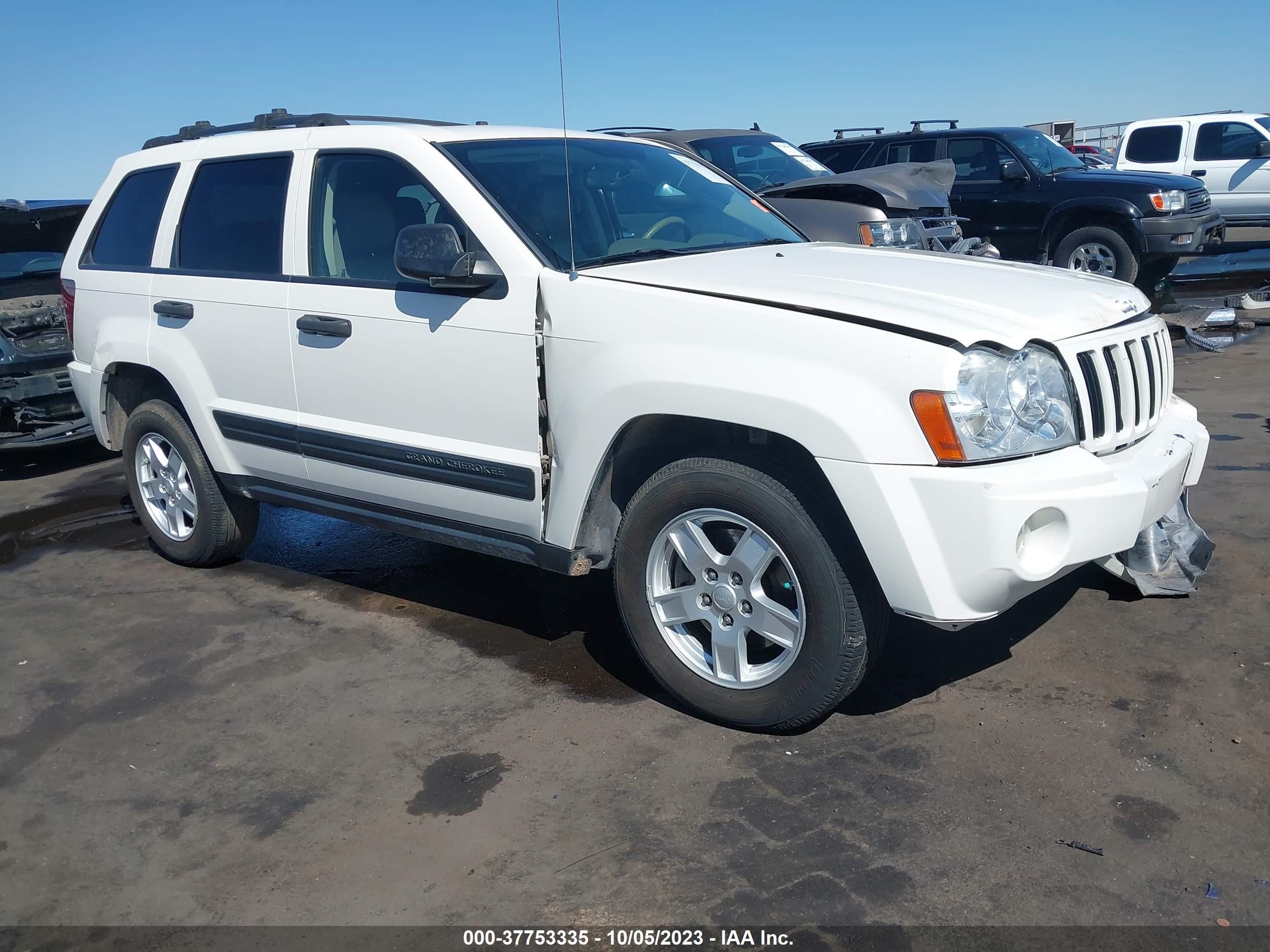 jeep grand cherokee 2005 1j4hr48n95c625982