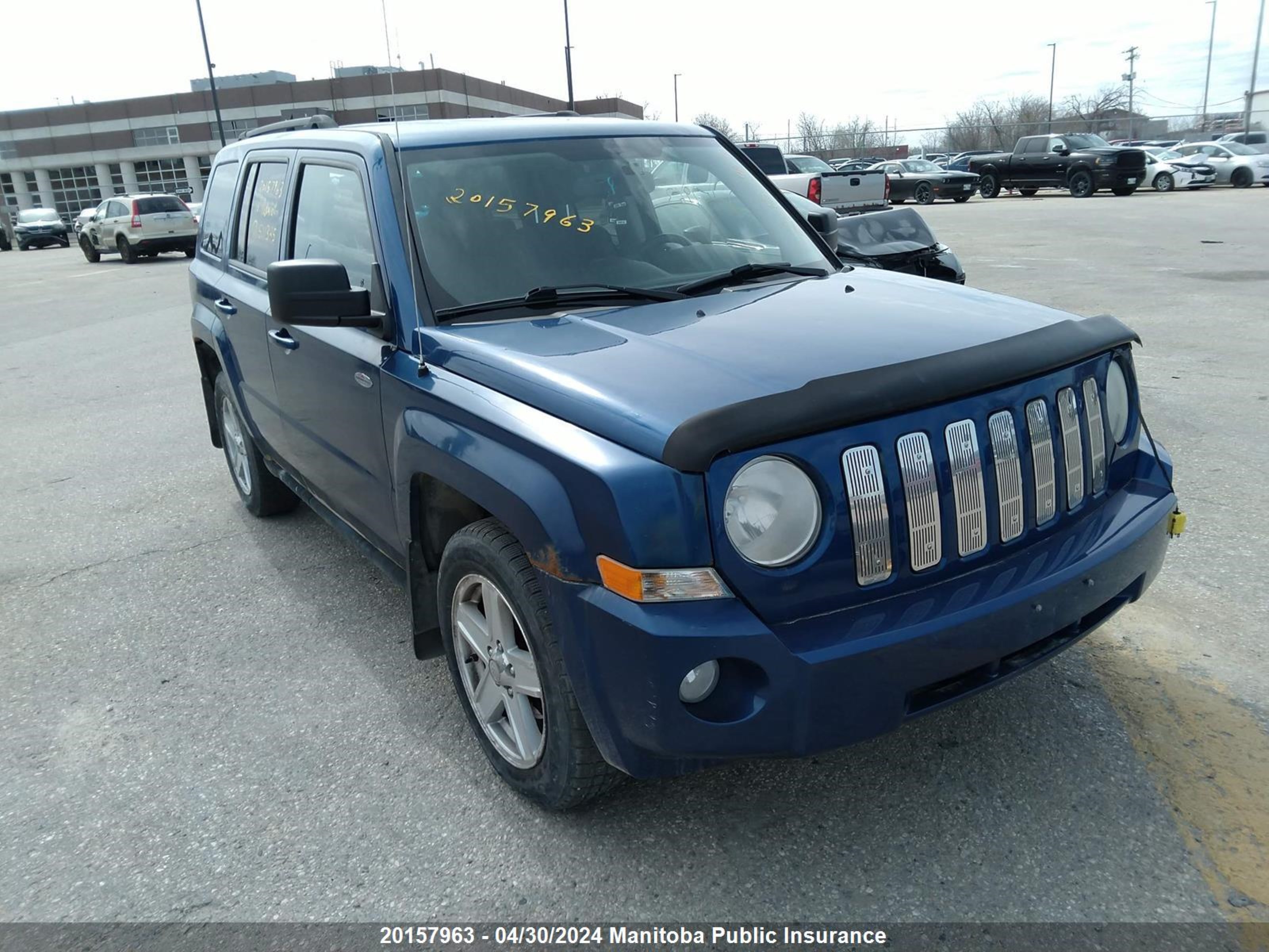 jeep liberty (patriot) 2010 1j4nf2gb1ad511325