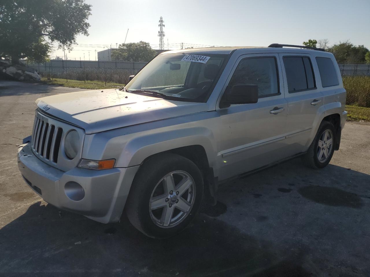 jeep liberty (patriot) 2010 1j4nt1gb7ad621542