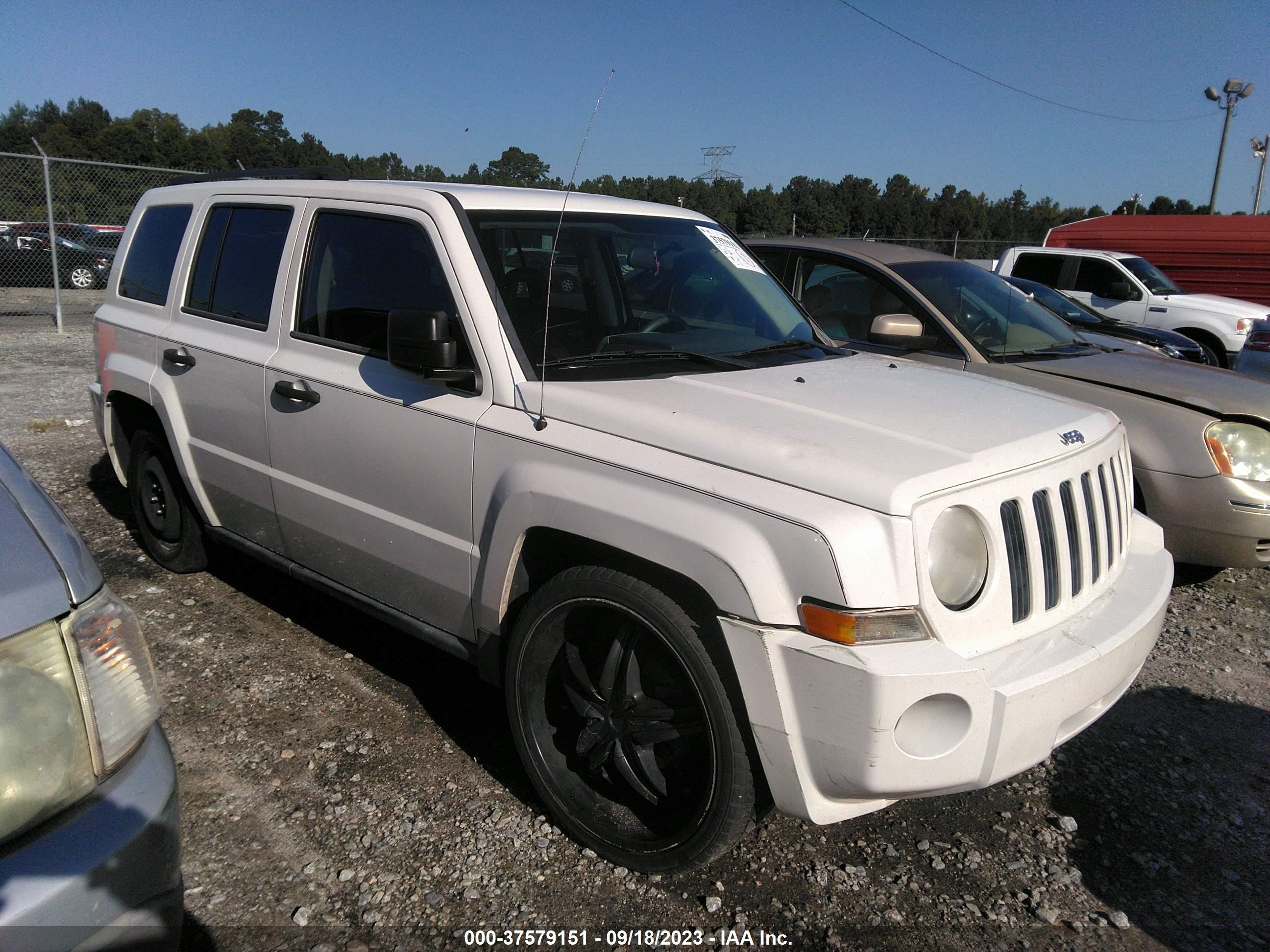 jeep liberty (patriot) 2008 1j8ft28028d591916