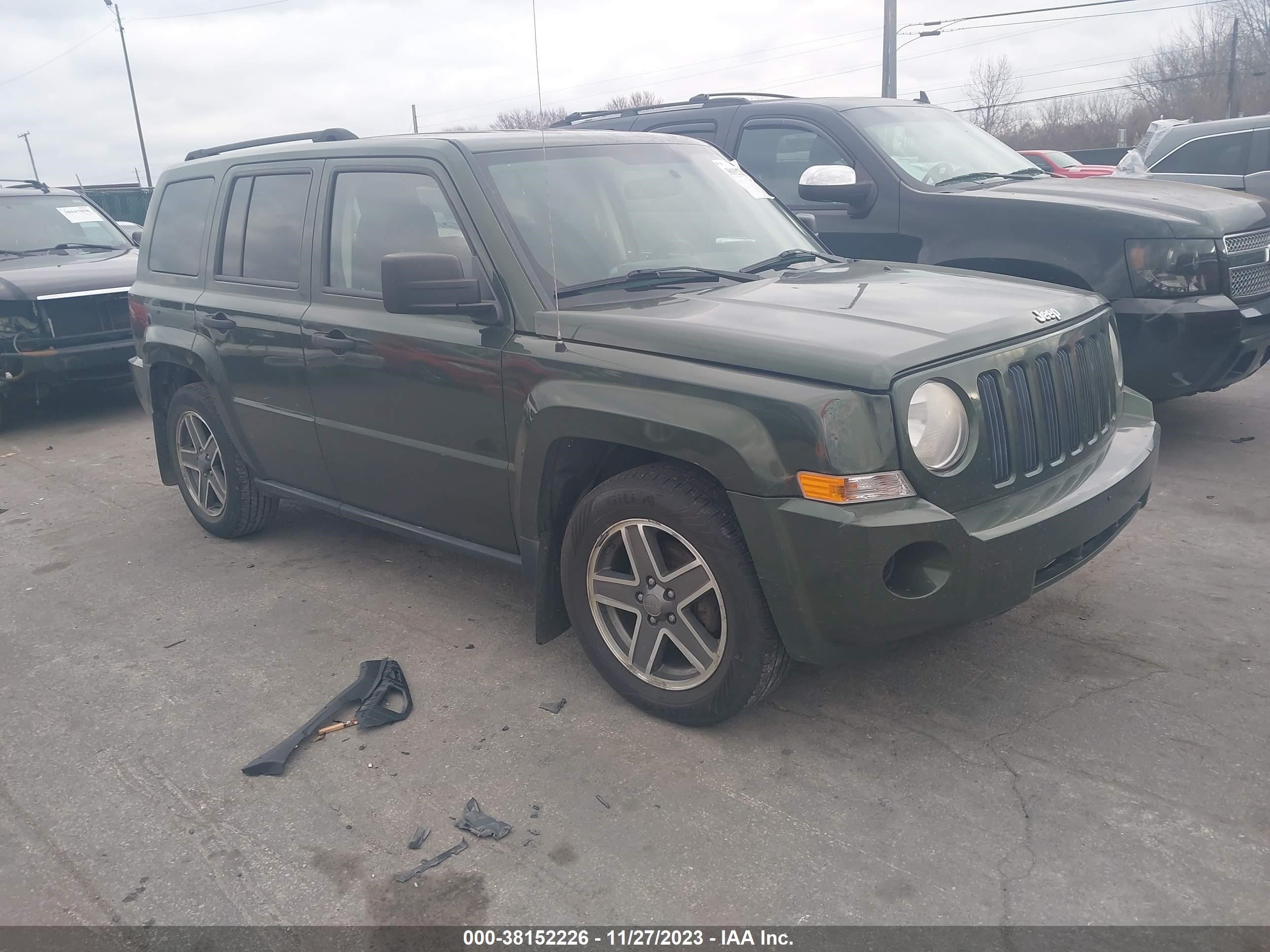 jeep liberty (patriot) 2008 1j8ft28w28d748381