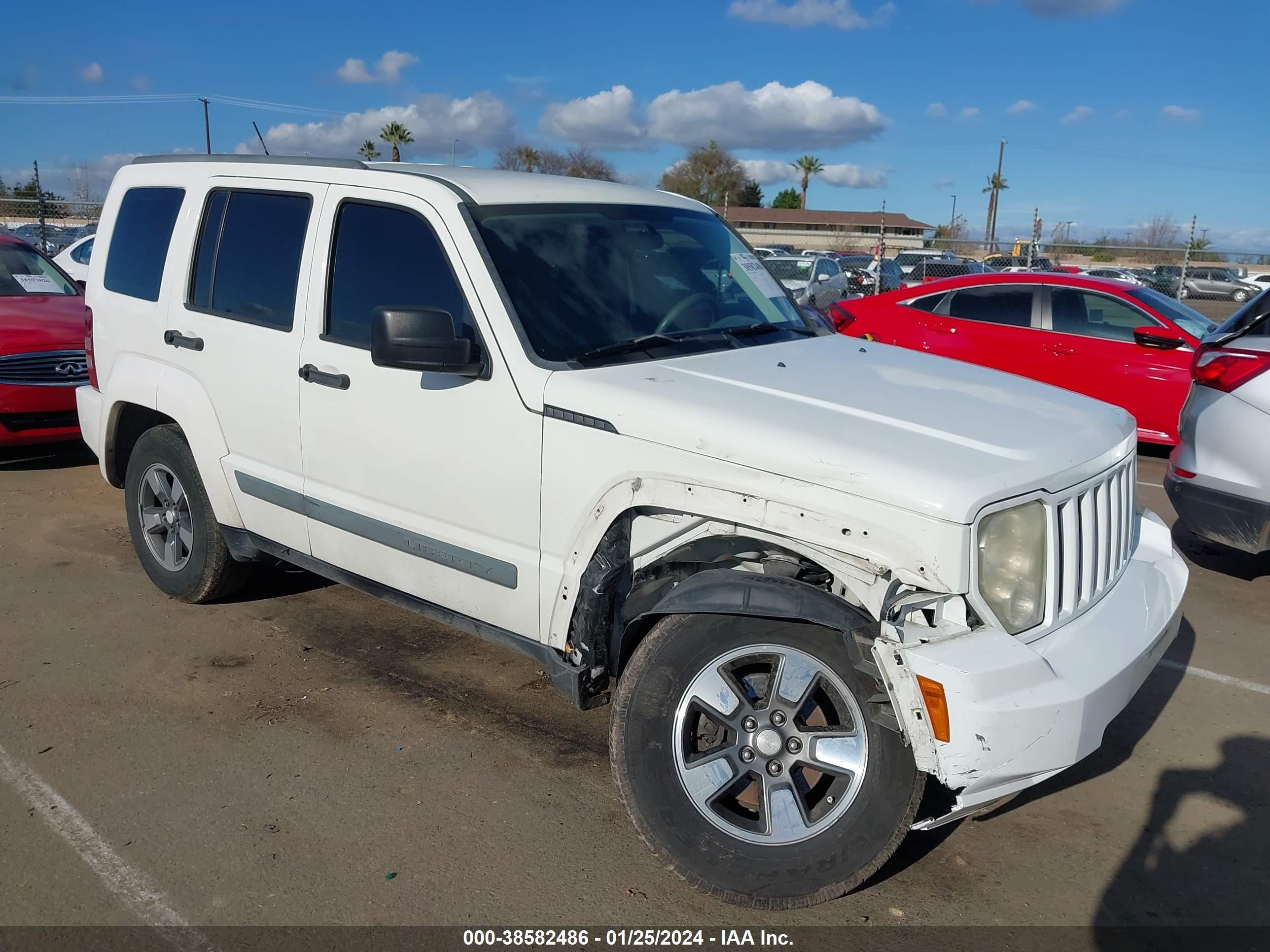 jeep liberty (north america) 2008 1j8gn28k28w182304