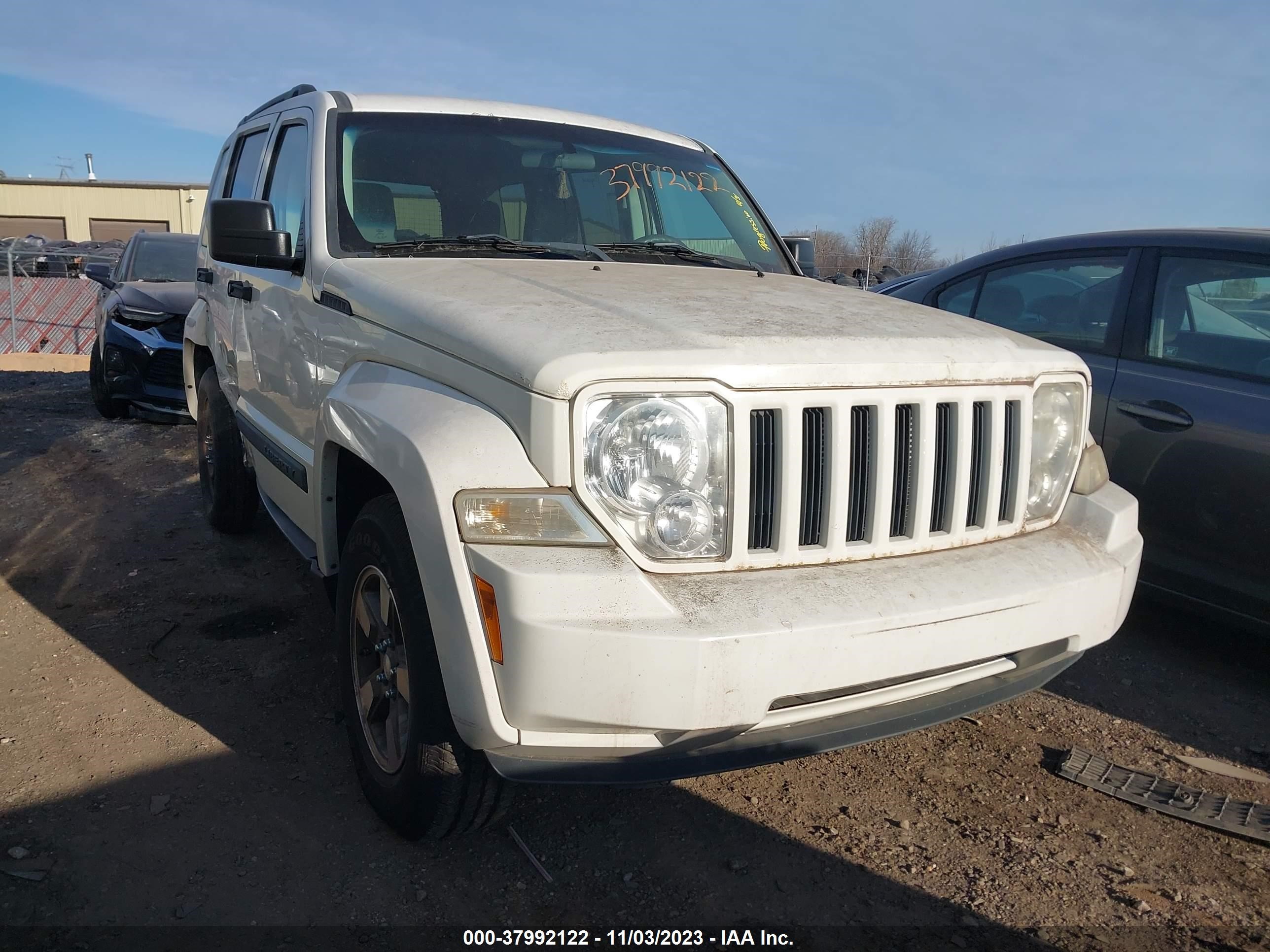 jeep liberty (north america) 2008 1j8gn28k38w218341