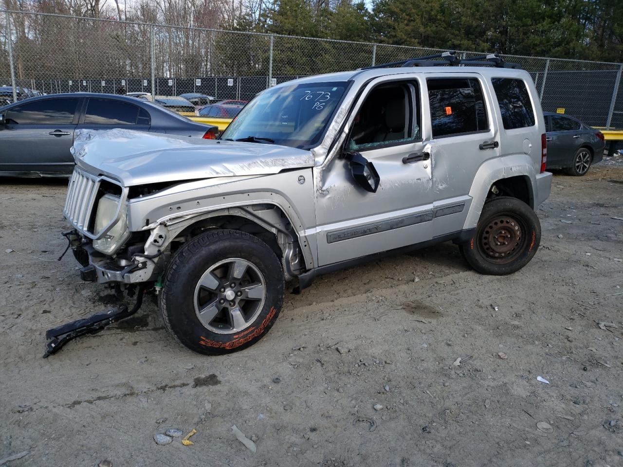 jeep liberty (north america) 2008 1j8gn28kx8w107673