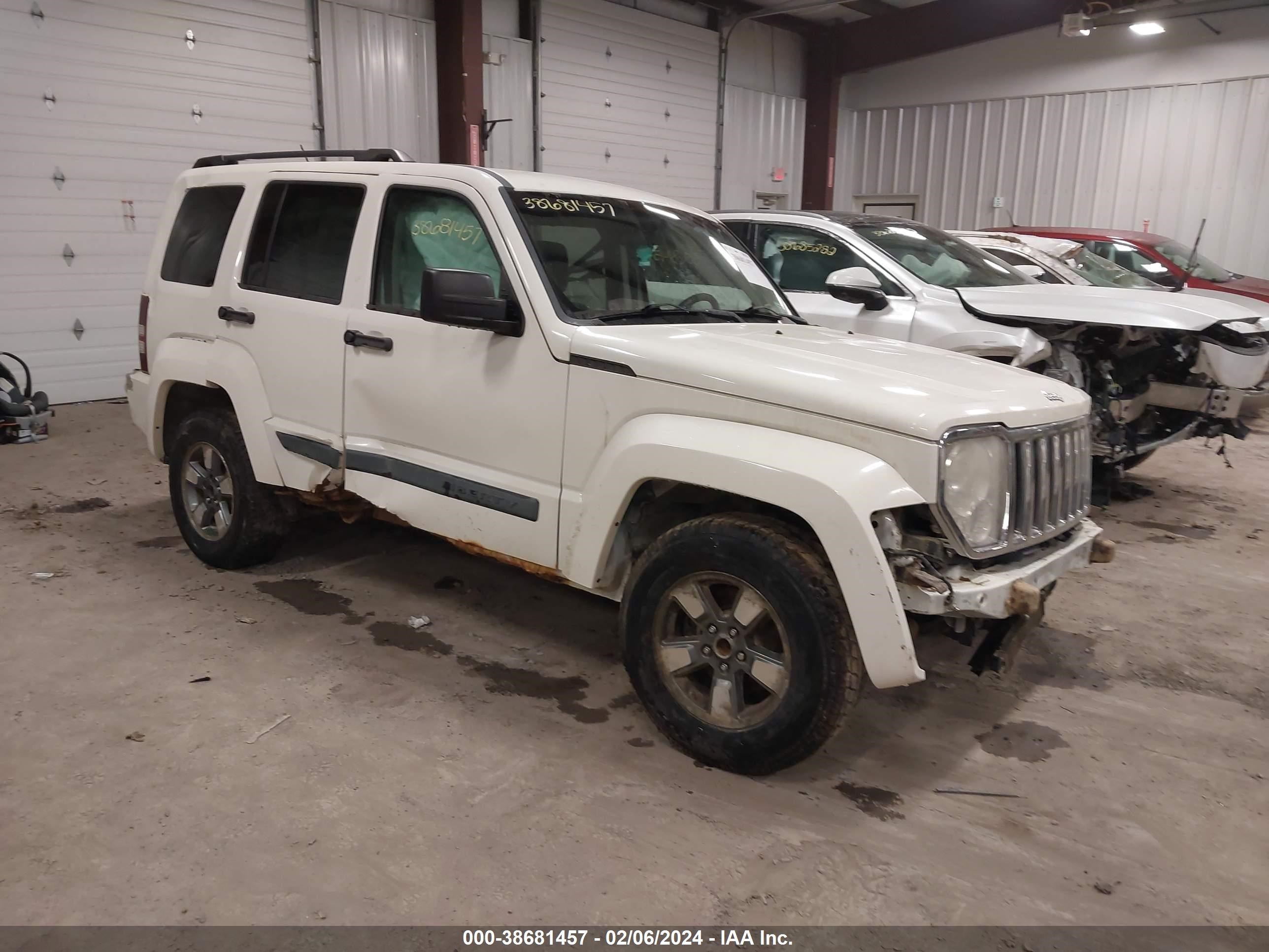 jeep liberty (north america) 2008 1j8gn28kx8w285731