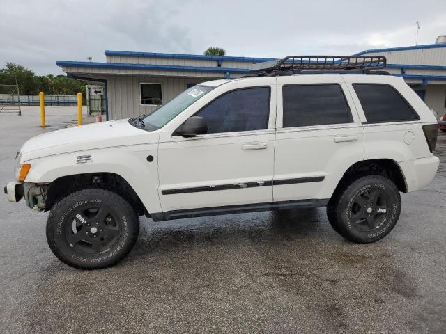 jeep grand cherokee 2005 1j8hr58235c552800