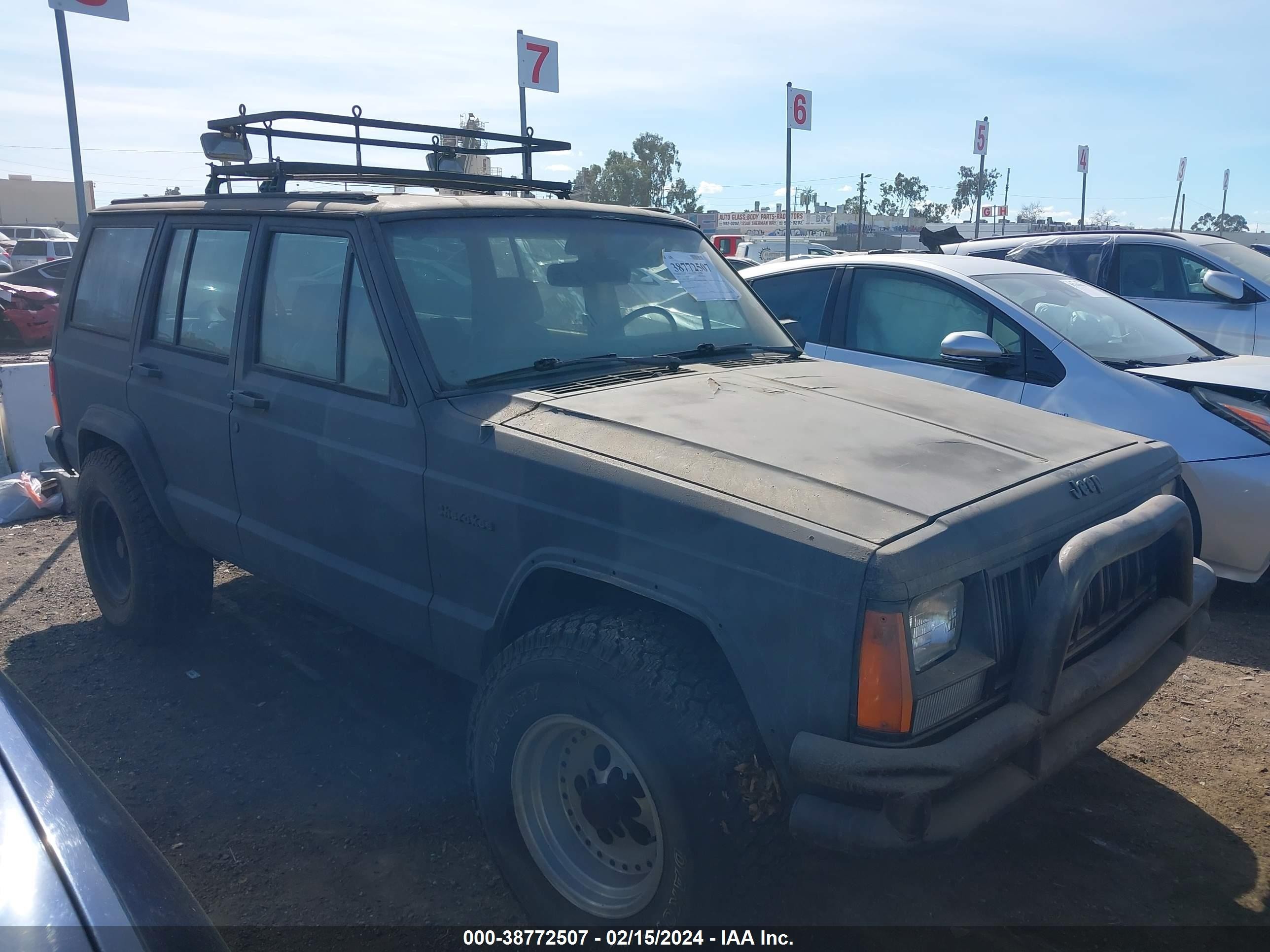 jeep cherokee 1987 1jcmu7419ht148402