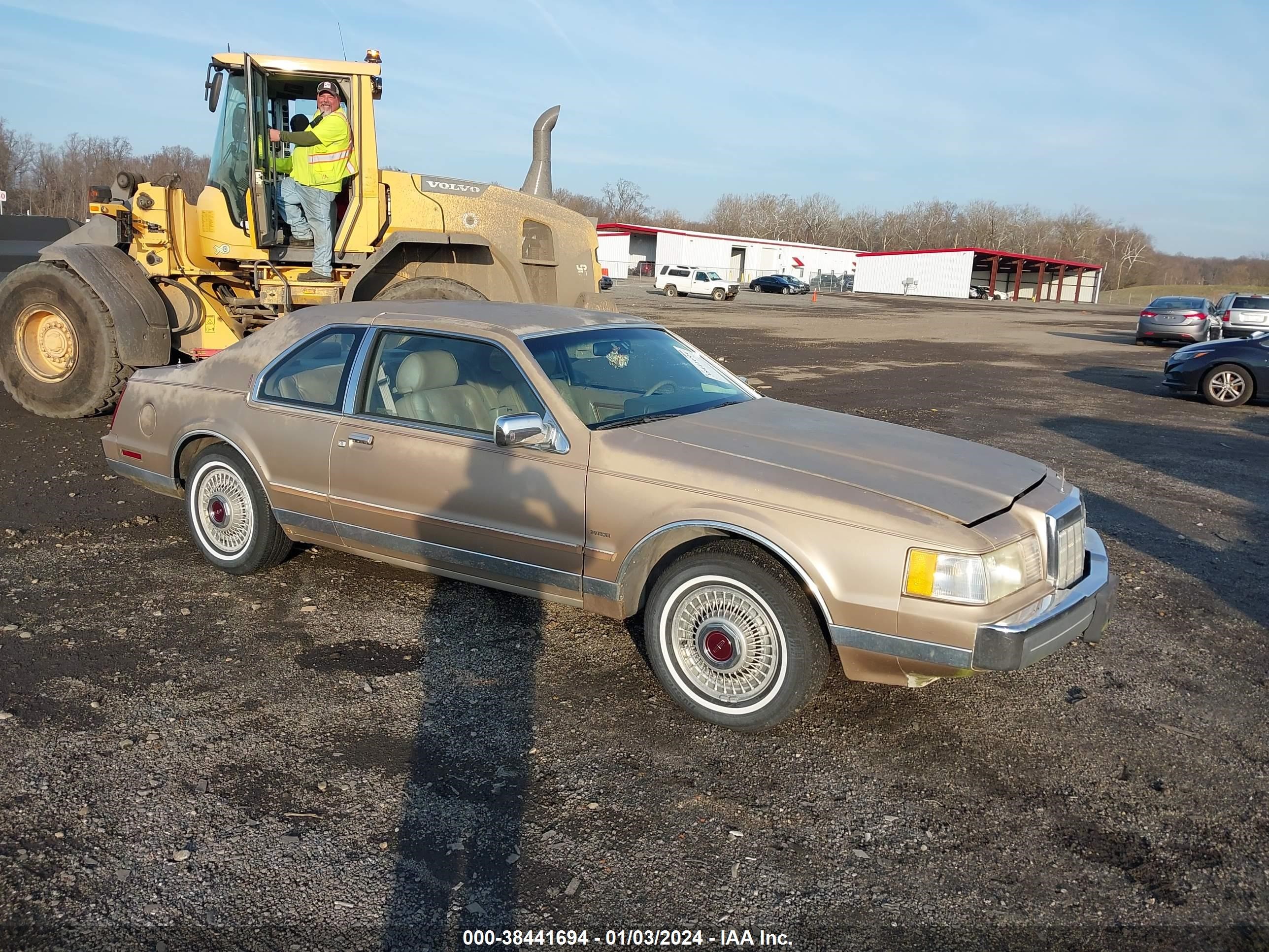 lincoln mark vii 1988 1lnbm92e4jy815651