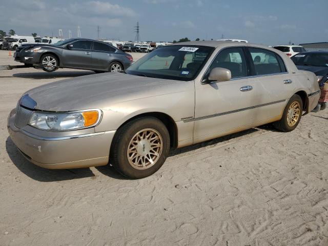 lincoln towncar 1998 1lnfm82w2wy613175