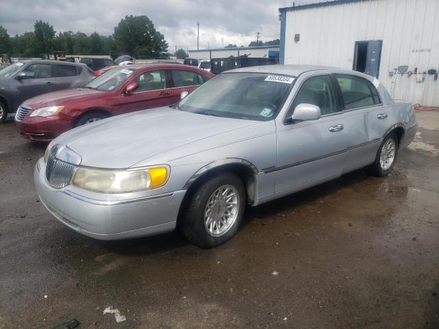 lincoln town car s 1998 1lnfm82w6wy609095