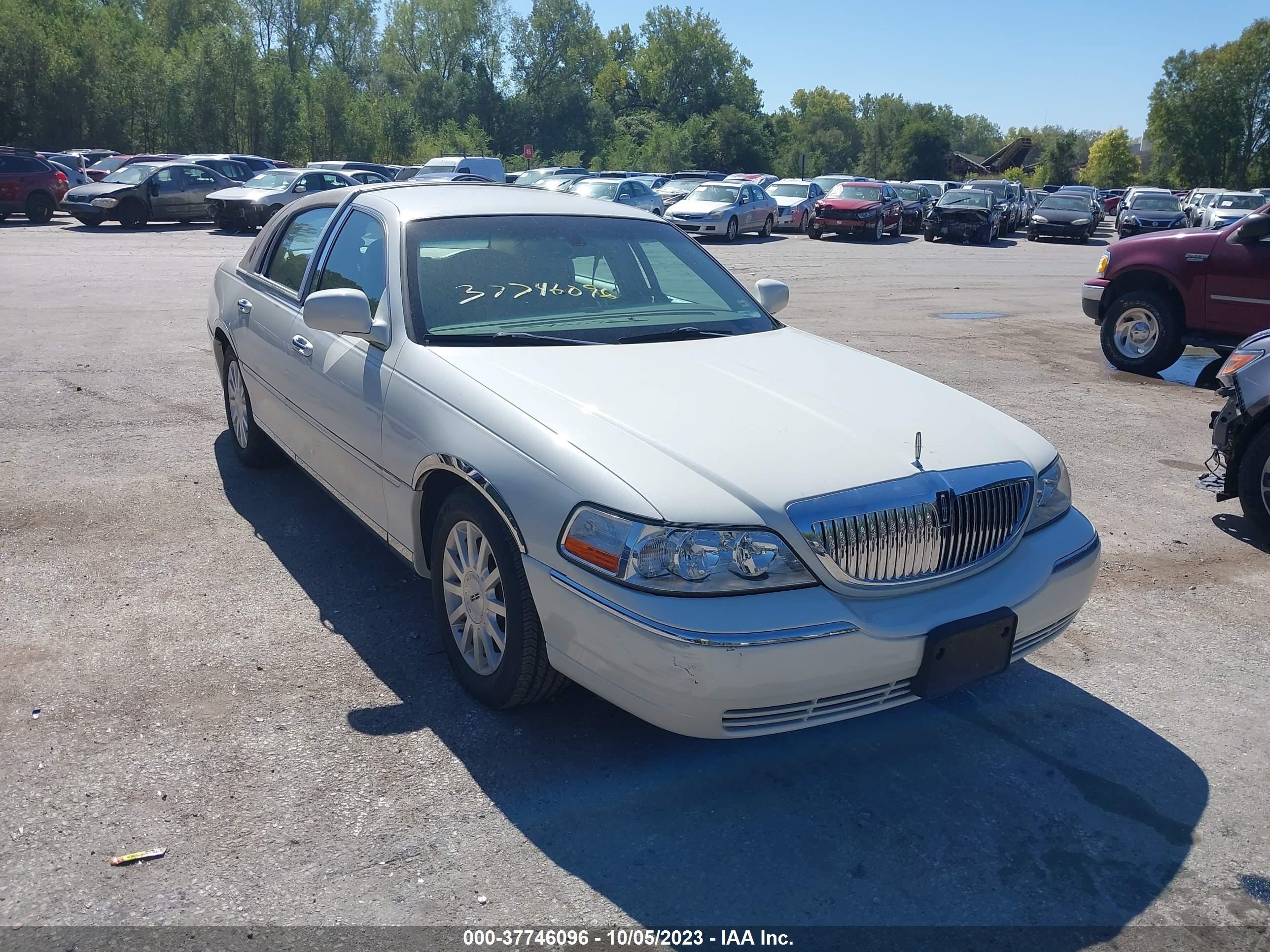 lincoln town car 2006 1lnhm81v46y646888