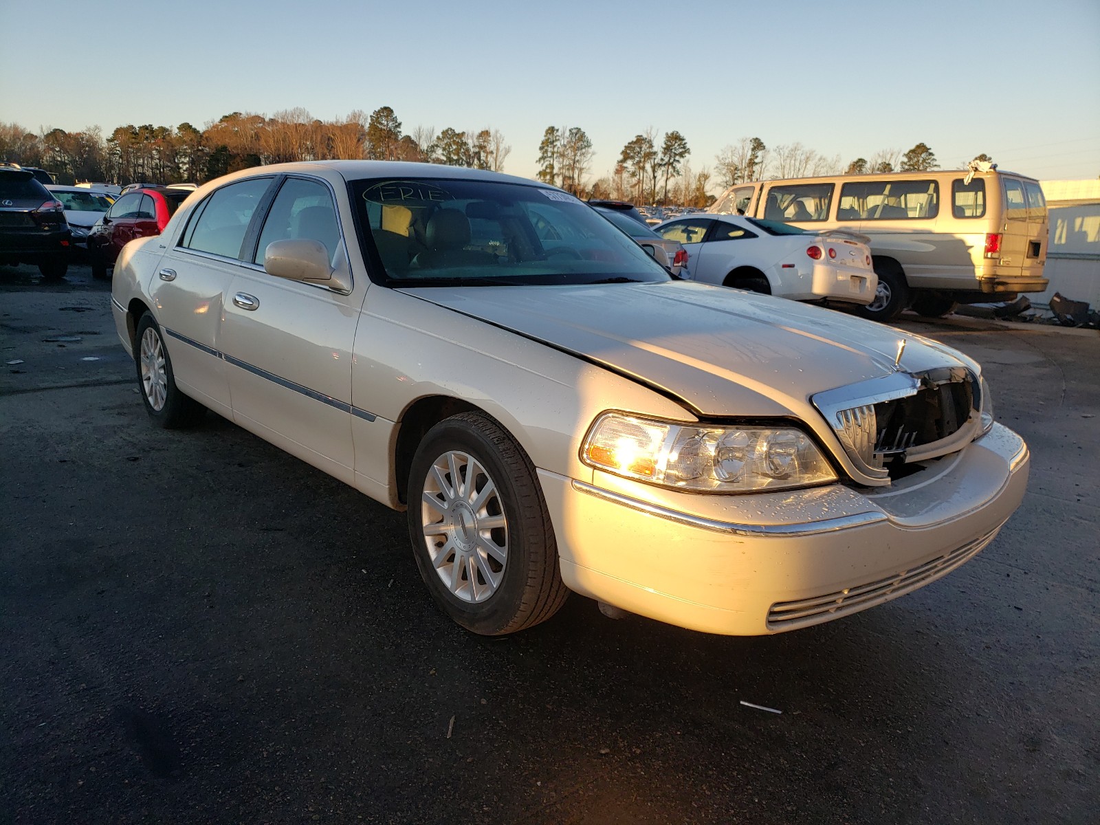 lincoln town car s 2007 1lnhm81v97y610695