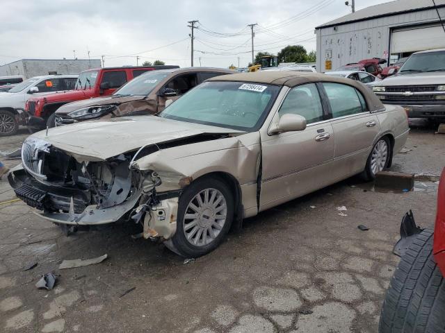 lincoln town car e 2004 1lnhm81w14y616091