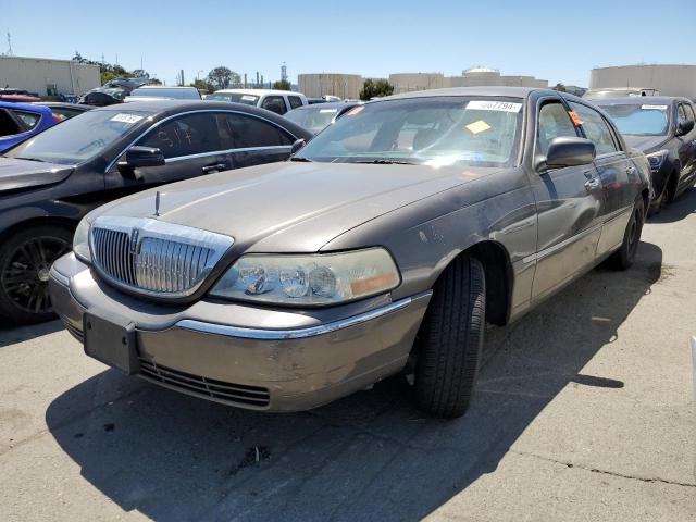 lincoln towncar 2004 1lnhm81w14y636907