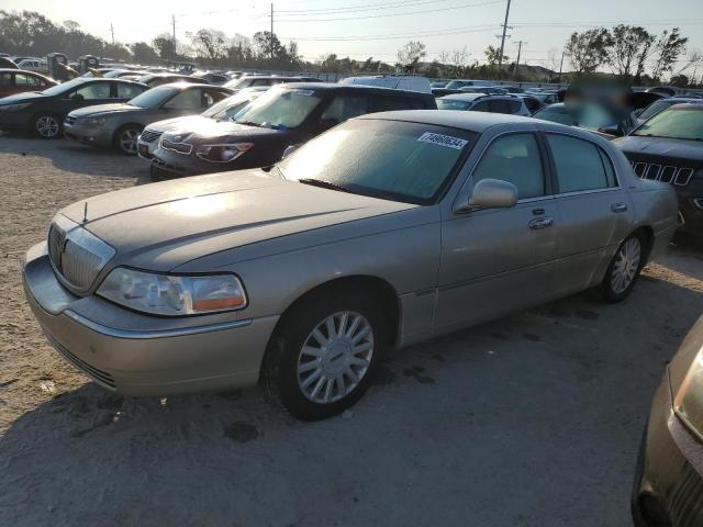 lincoln town car e 2004 1lnhm81w14y684827