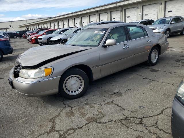 lincoln town car e 2000 1lnhm81w2yy935294