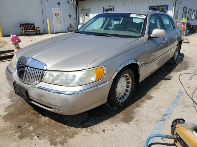 lincoln town car e 2001 1lnhm81w31y691063