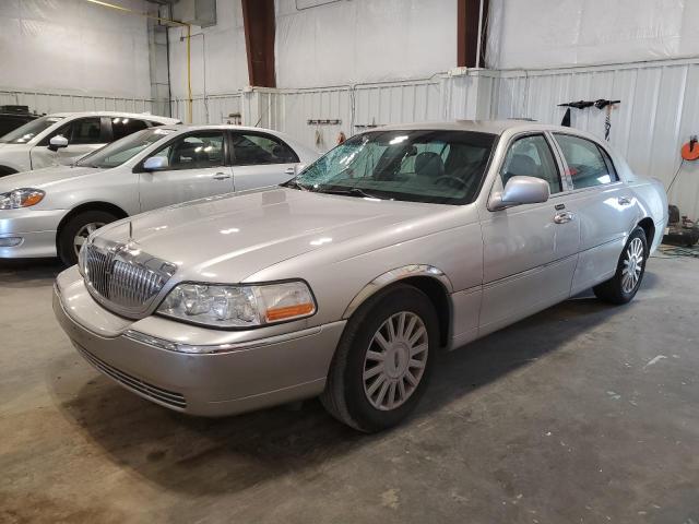 lincoln towncar 2003 1lnhm81w33y678431