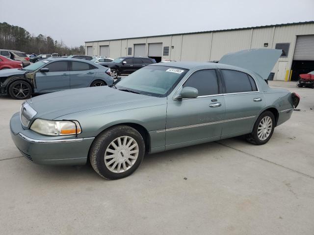 lincoln town car e 2004 1lnhm81w34y607067