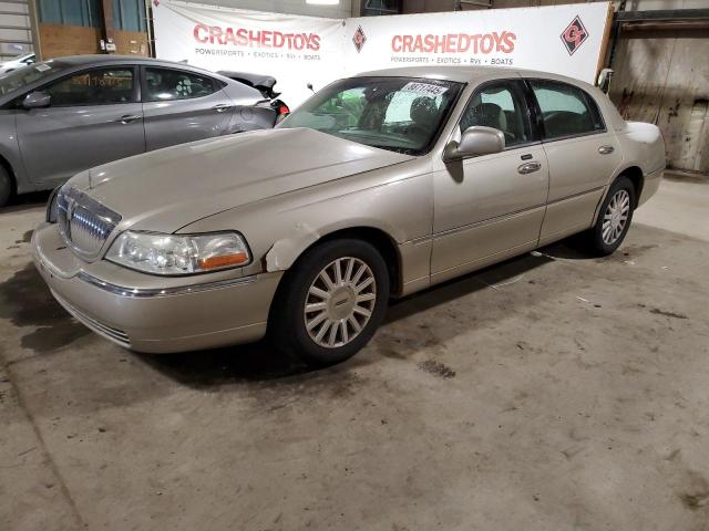 lincoln town car e 2004 1lnhm81w34y683629