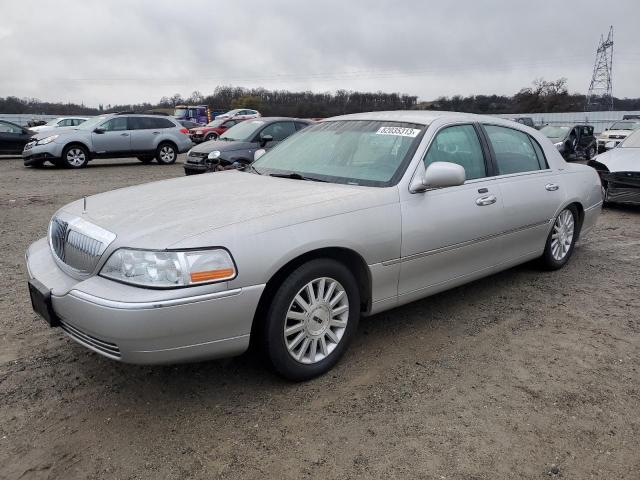 lincoln towncar 2004 1lnhm81w44y667553