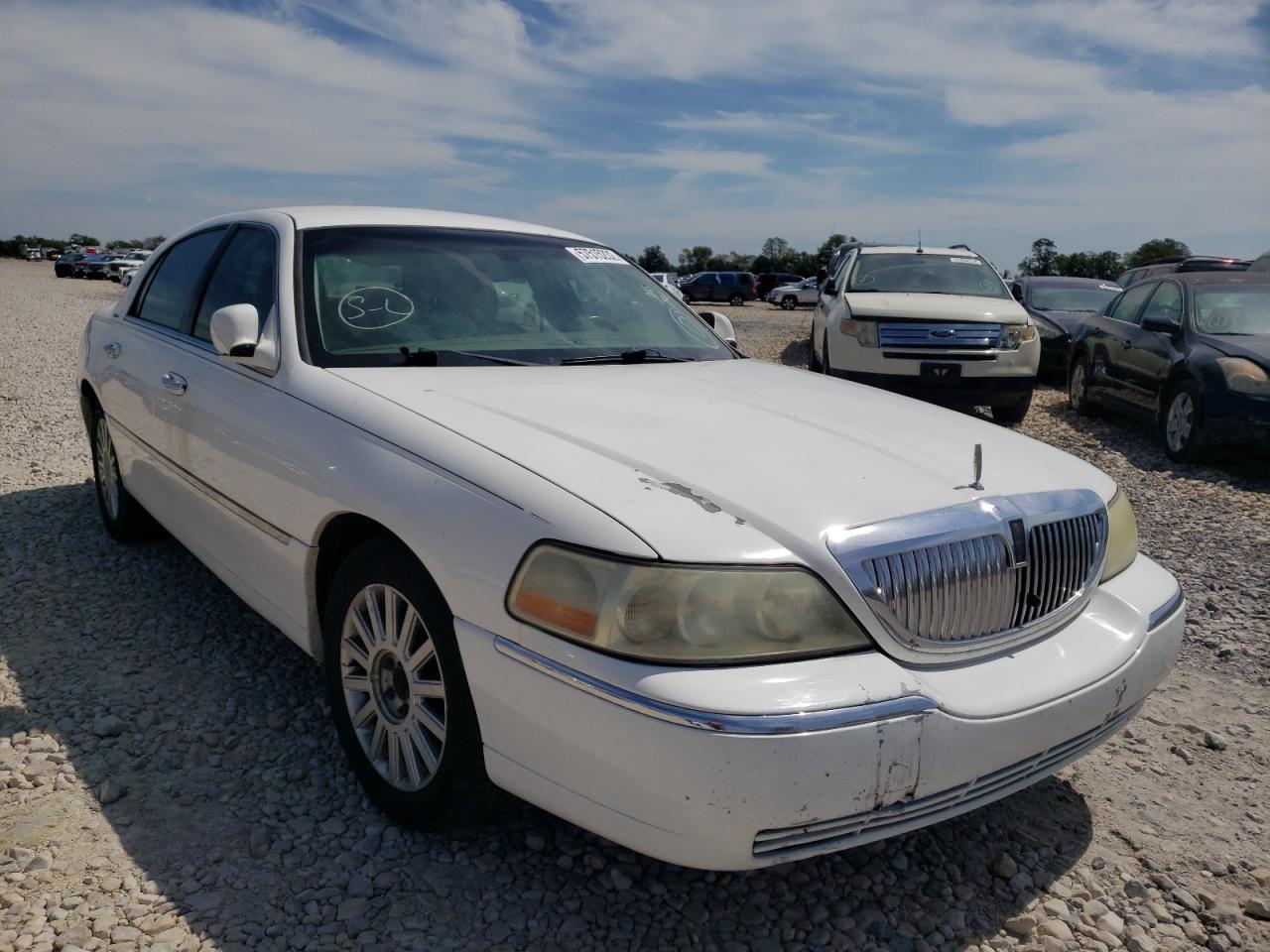 lincoln town car 2005 1lnhm81w45y629340