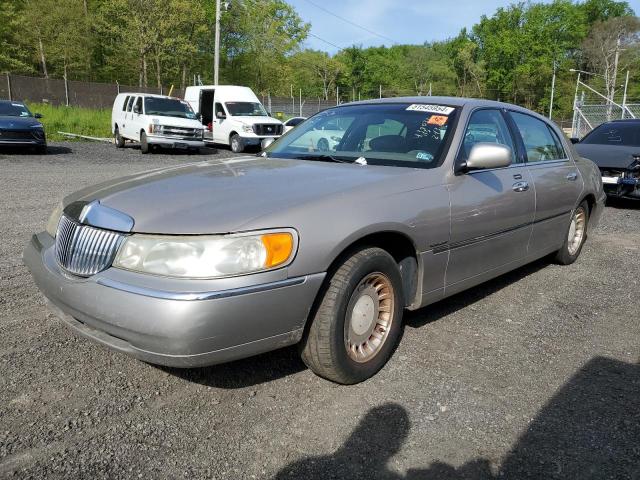 lincoln towncar 2000 1lnhm81w4yy846343