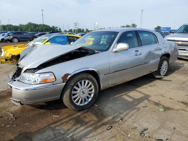 lincoln towncar 2004 1lnhm81w54y684801