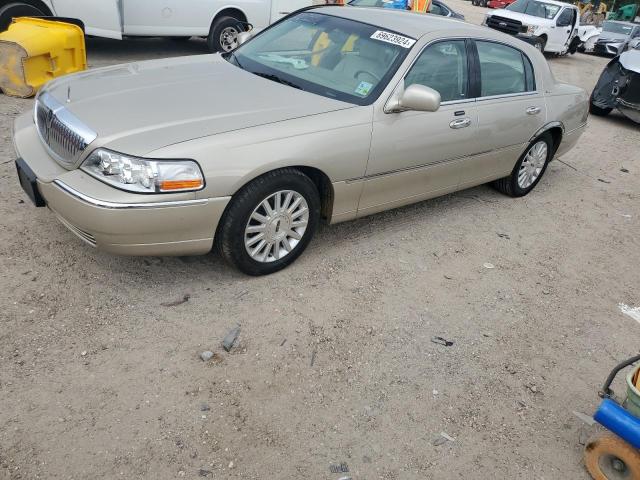 lincoln town car e 2004 1lnhm81w64y623974