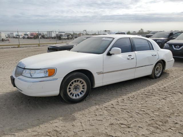 lincoln town car e 1999 1lnhm81w6xy675061