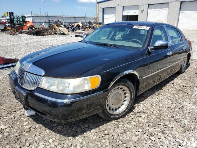 lincoln towncar 2001 1lnhm81w71y672824