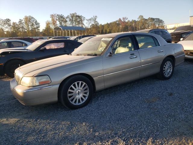 lincoln town car e 2004 1lnhm81w74y633171