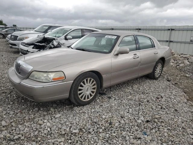 lincoln town car e 2003 1lnhm81w83y682622