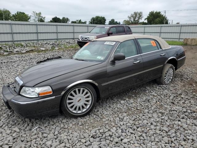 lincoln town car s 2005 1lnhm81w85y608491