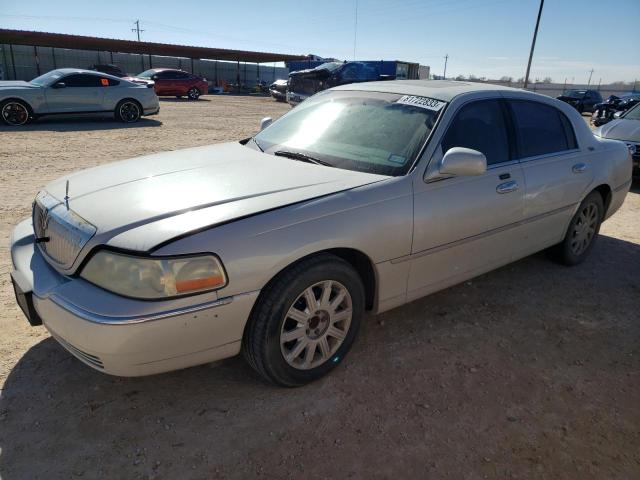 lincoln towncar 2007 1lnhm82v37y607452