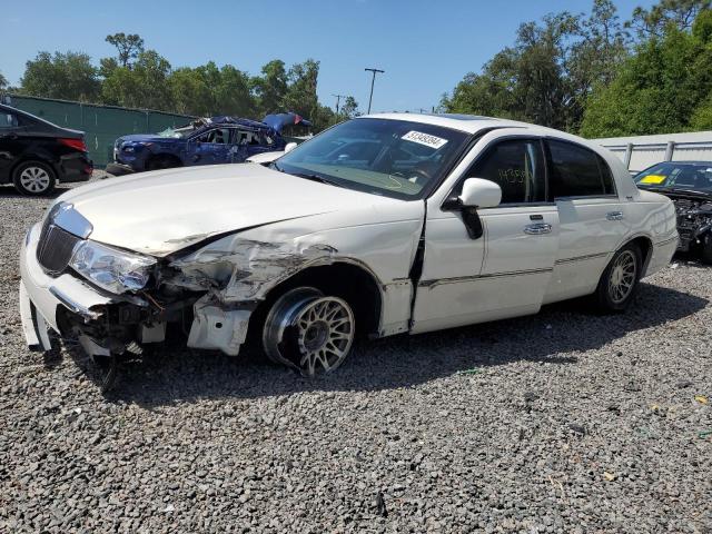 lincoln towncar 2002 1lnhm82w02y635727