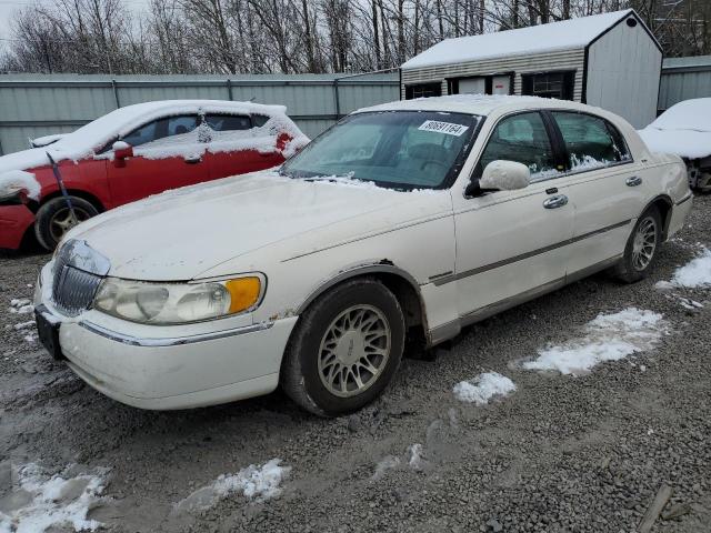 lincoln town car s 2001 1lnhm82w21y661096