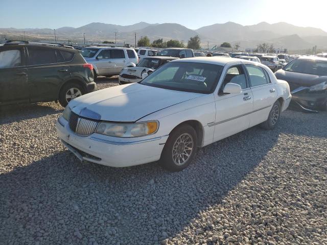 lincoln town car s 2001 1lnhm82w41y655641