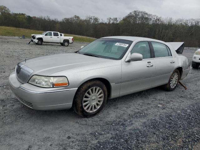 lincoln towncar 2003 1lnhm82w53y674315