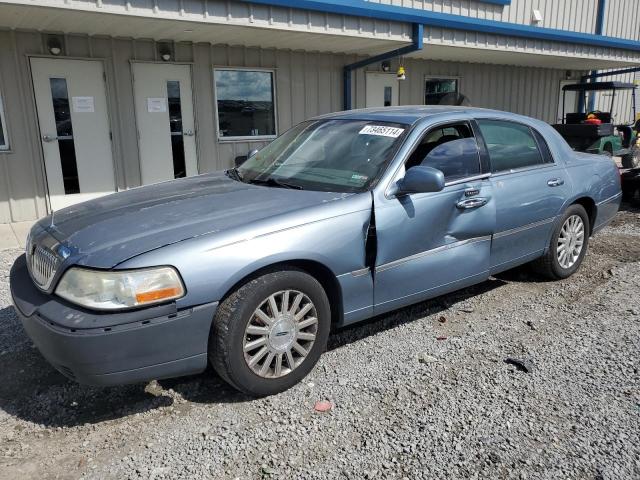 lincoln town car s 2003 1lnhm82w63y700372