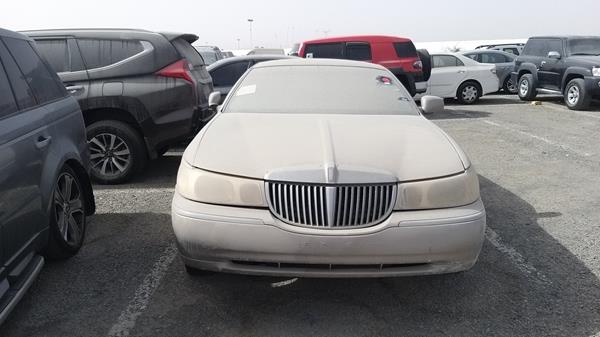 lincoln town car 2000 1lnhm82w7yy844813