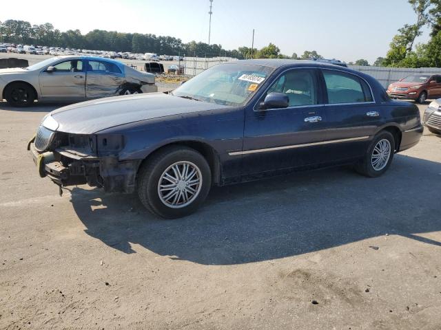 lincoln town car s 2002 1lnhm82w82y666918