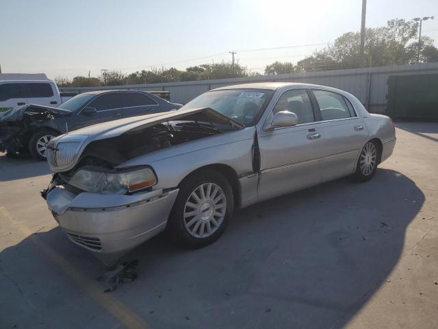 lincoln town car s 2003 1lnhm82wx3y673984