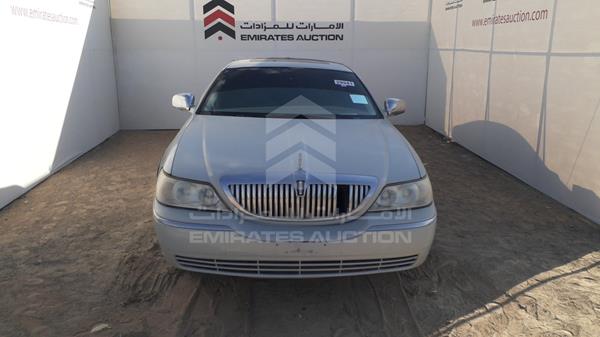 lincoln town car 2006 1lnhm83v96y635852