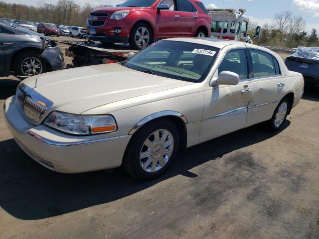 lincoln towncar 2003 1lnhm83w03y601528